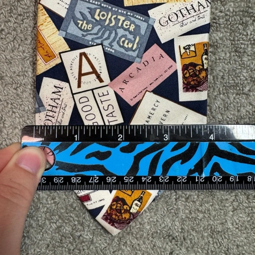 Echo Silk Tie Mens Navy Blue NYC Restaurant Business Card Novelty Print 57x3.75